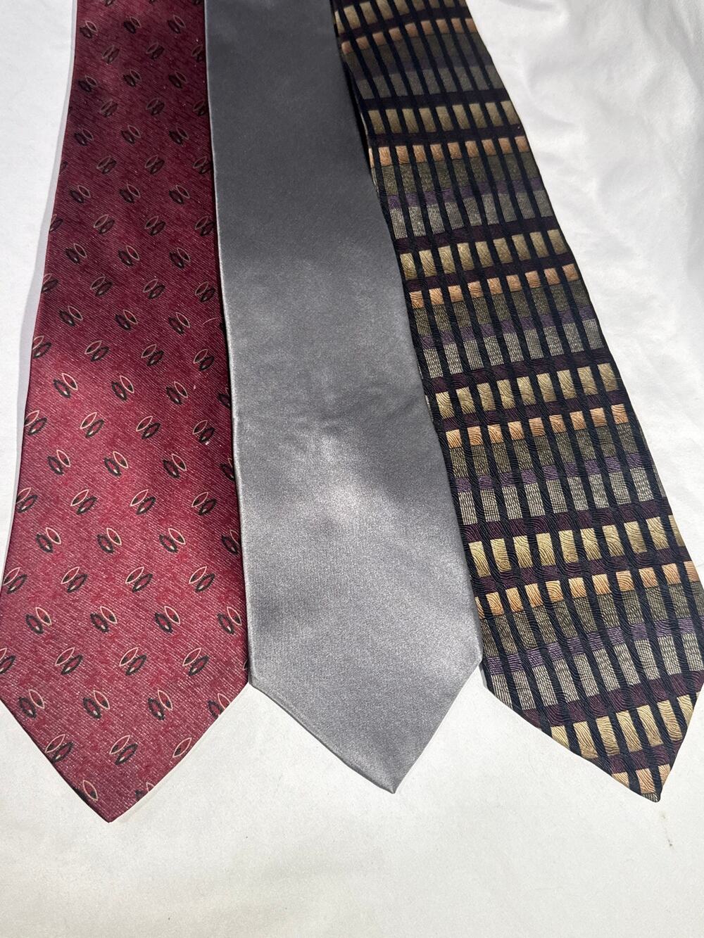 Zylos Mens Silk Neckties Lot of 3 Gold George Machado Geometric Ties